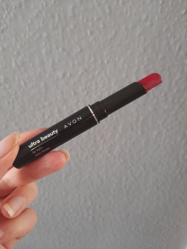 Avon True Colour, Ultra Beauty, Lip Stylo, Pomadka do ust, Usta w kolorze, Eternal Flame