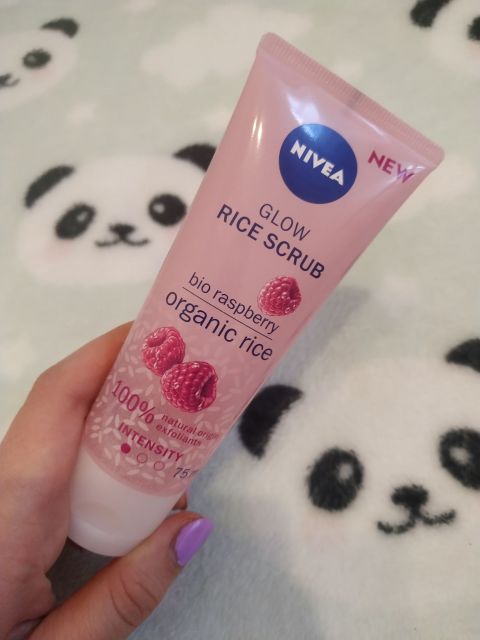 Nivea Glow Rice Scrub, Peeling do twarzy, Bio malina i ryż organiczny