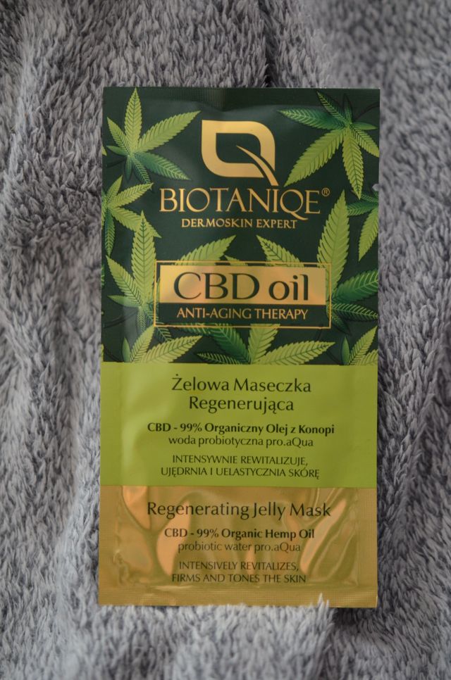Biotaniqe CDB Oil, Żelowa maseczka do twarzy, Regenerująca