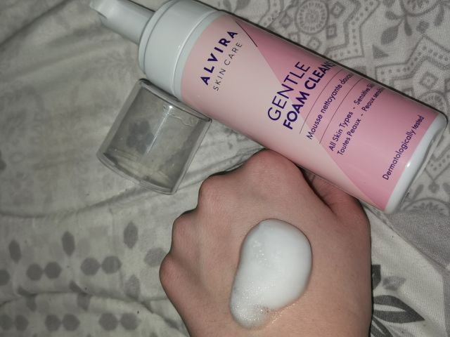 Alvira Skin Care, Oczyszczająca pianka do twarzy, Każdy typ cery Gentle Foam Cleanser