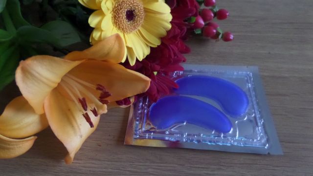 Efektima Retinol & Vitamins, Hydrożelowe płatki pod oczy, Z retinolem