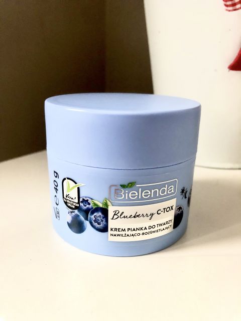 Bielenda Blueberry C-TOX, Krem pianka do twarzy, Nawilżająco-rozświetlająca, Na dzień i na noc