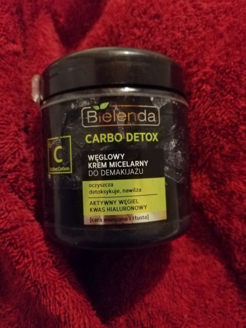 Bielenda Carbo Detox, Krem węglowy do mycia twarzy, Nawilżająco-Matujący, Cera tłusta i mieszana