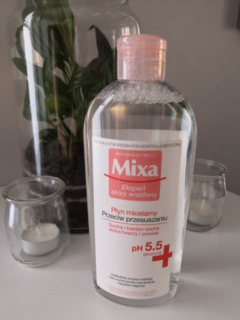 Mixa Płyn micelarny, Przeciw przesuszaniu, Sucha i bardzo skóra twarzy i powiek