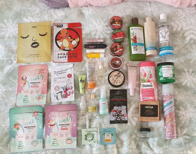 akcja denkowanie! grudzień - kosmetyki w świątecznych opakowaniach i świątecznych kolorach 🎄❄️⛄🎀🎁🎅