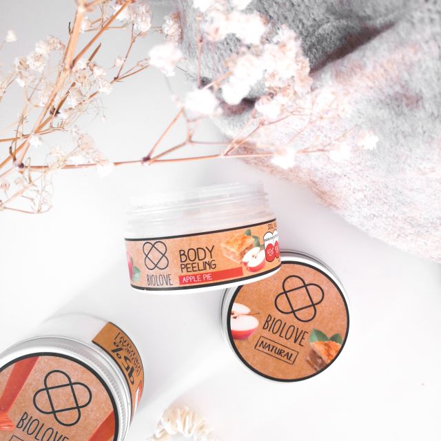 Biolove Peeling do ciała, Szarlotka