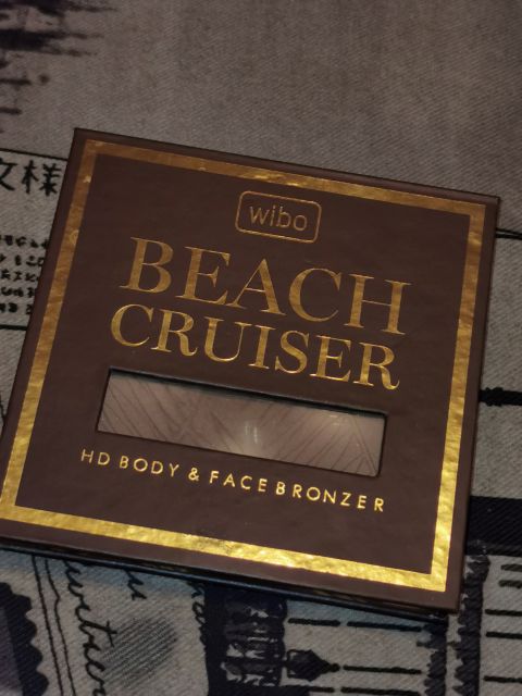 Wibo Beach Cruiser, HD Body & Face Bronzer, Perfumowany bronzer do twarzy i ciała, nr 02 Cafe Creme