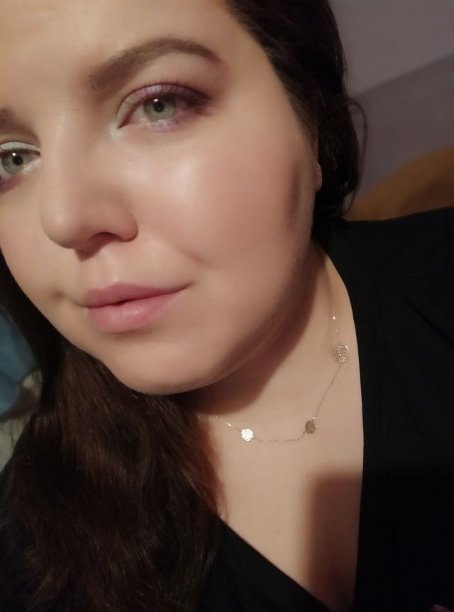 Inika matującym puder 
