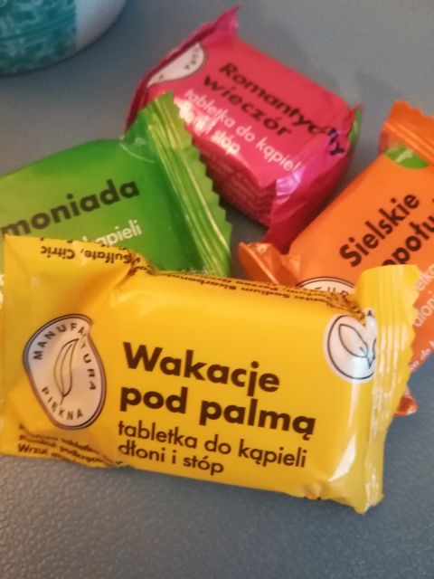 Marba Cosmetics Manufaktura Piękna, Tabletka do kąpieli dłoni i stóp, Wakacje pod palmą