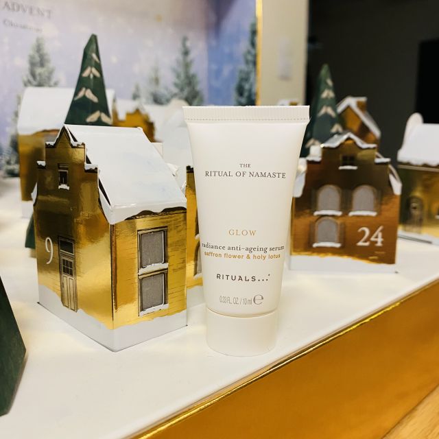 RITUALS Glow, Rozświetlające serum przeciwstarzeniowe, The Ritual of Namaste