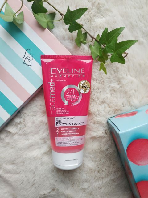Eveline Facemed +, Żel do mycia twarzy 3 w 1, Hialuronowy, Każdy rodzaj cery również wrażliwa i naczynkowa 