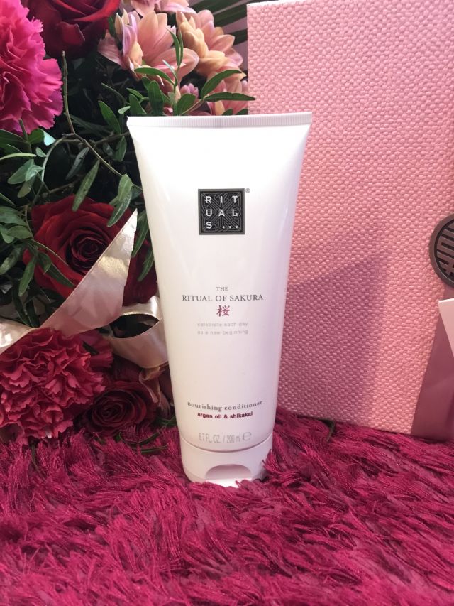 RITUALS Odżywka do włosów, Sakura