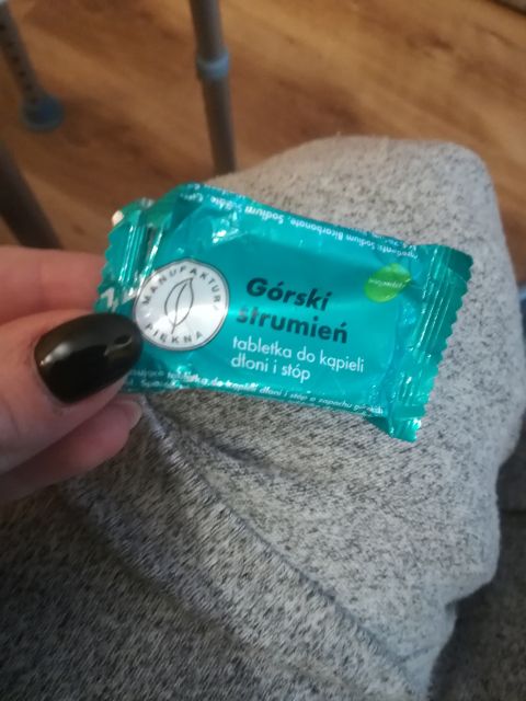 akcja denkowanie! grudzień - kosmetyki w świątecznych opakowaniach i świątecznych kolorach 🎄❄️⛄🎀🎁🎅