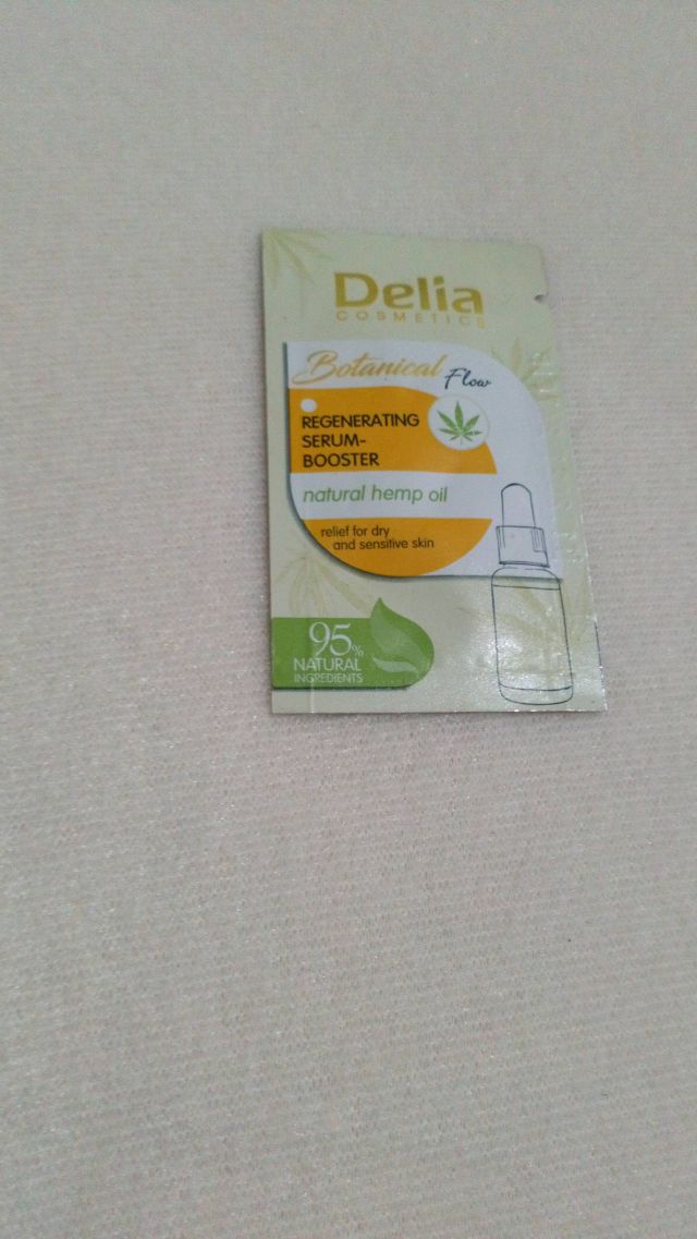 Delia Botanical Flow, Serum do twarzy, Regenerujące, Z olejem konopnym