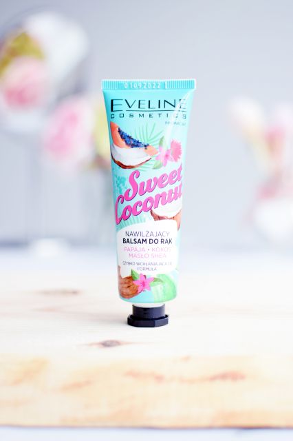 Eveline Balsam do rąk, Nawilżający, Sweet Coconut