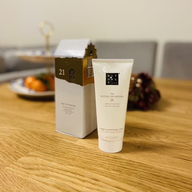 RITUALS Balsam do ciała, The Ritual of Sakura