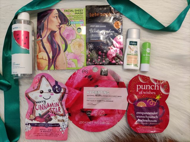 akcja denkowanie! grudzień - kosmetyki w świątecznych opakowaniach i świątecznych kolorach 🎄❄️⛄🎀🎁🎅