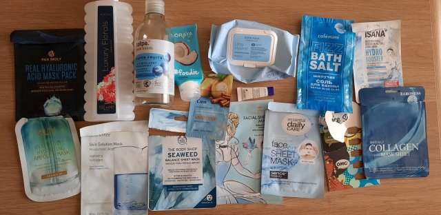 akcja denkowanie! grudzień - kosmetyki w świątecznych opakowaniach i świątecznych kolorach 🎄❄️⛄🎀🎁🎅