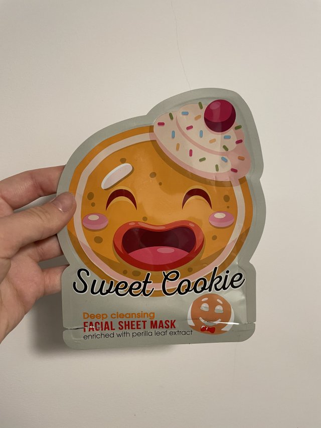 akcja denkowanie! grudzień - kosmetyki w świątecznych opakowaniach i świątecznych kolorach 🎄❄️⛄🎀🎁🎅