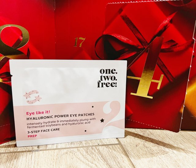 One.two.free! Hyaluronic Power Eye Patches, Płatki nawilżające pod oczy 