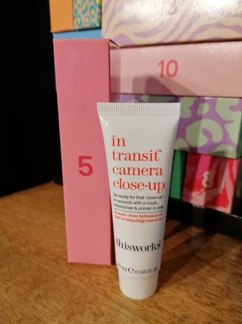 thisworks in transit camera close-up