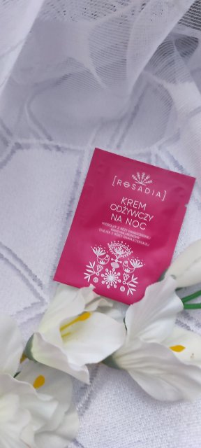 Sylveco Rosadia, Krem do twarzy, Odżywczy, Na noc, Hydrolat z róży demasceńskiej, kwas hialuronowy, olejek z róży demasceńskiej