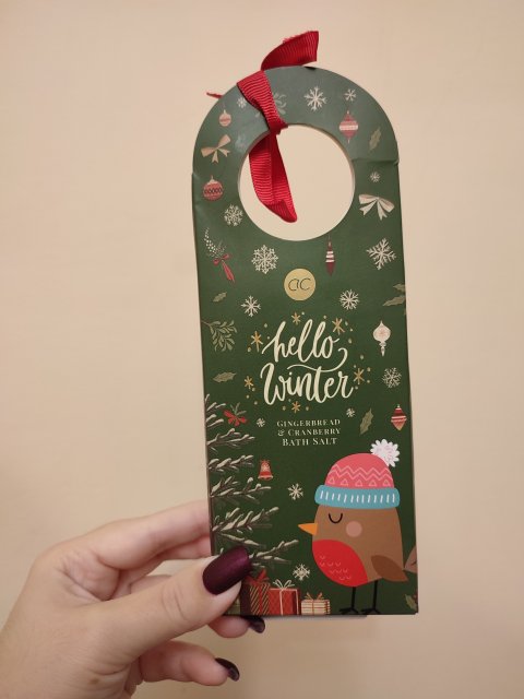 akcja denkowanie! grudzień - kosmetyki w świątecznych opakowaniach i świątecznych kolorach 🎄❄️⛄🎀🎁🎅