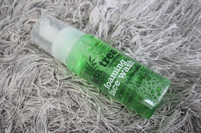 Xpel Tea Tree, Pianka do mycia twarzy, Foaming Face Wash