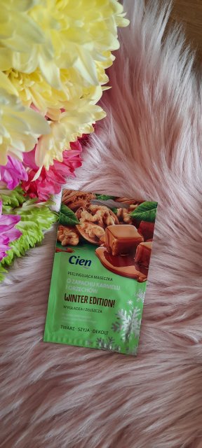 akcja denkowanie! grudzień - kosmetyki w świątecznych opakowaniach i świątecznych kolorach 🎄❄️⛄🎀🎁🎅