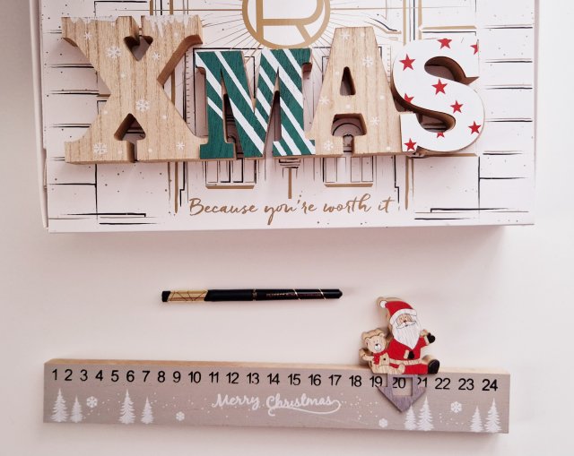 L'Oréal Super Liner Perfect Slim, Eyeliner w pisaku, Black