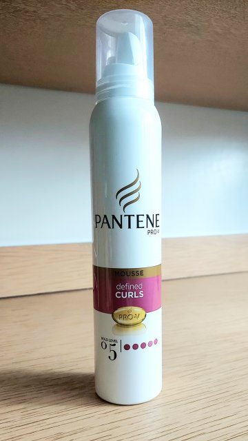 Pantene Pro-V Defined Curls, Pianka do włosów, Podkreślone loki, Poziom utrwalenia 5