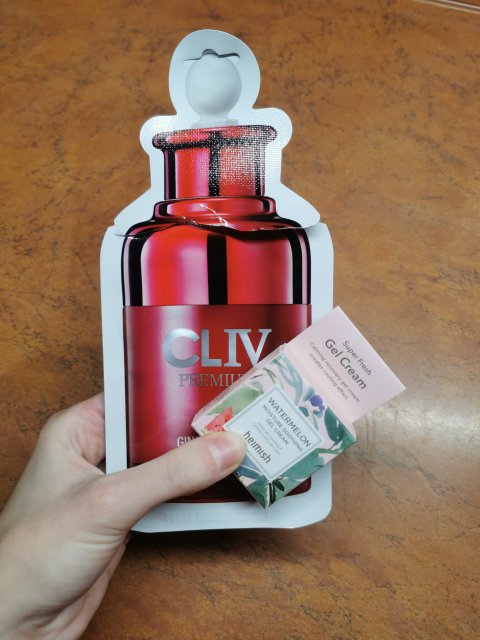 akcja denkowanie! grudzień - kosmetyki w świątecznych opakowaniach i świątecznych kolorach 🎄❄️⛄🎀🎁🎅