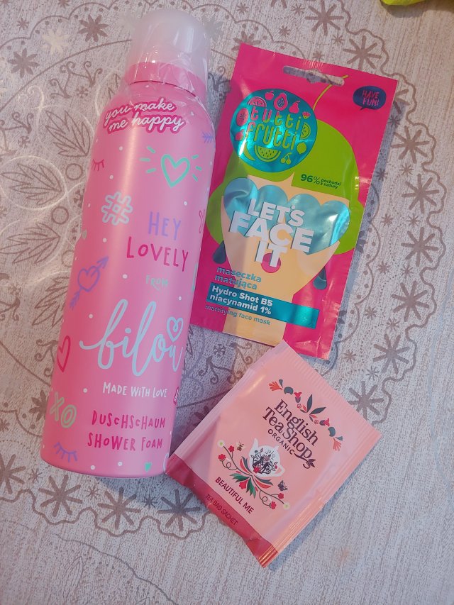 Bilou Pianka pod prysznic, hey lovely