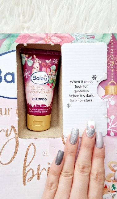 Balea Szampon do włosów z rozdwajającymi się końcówkami, May Your Days Be Marry And Bright