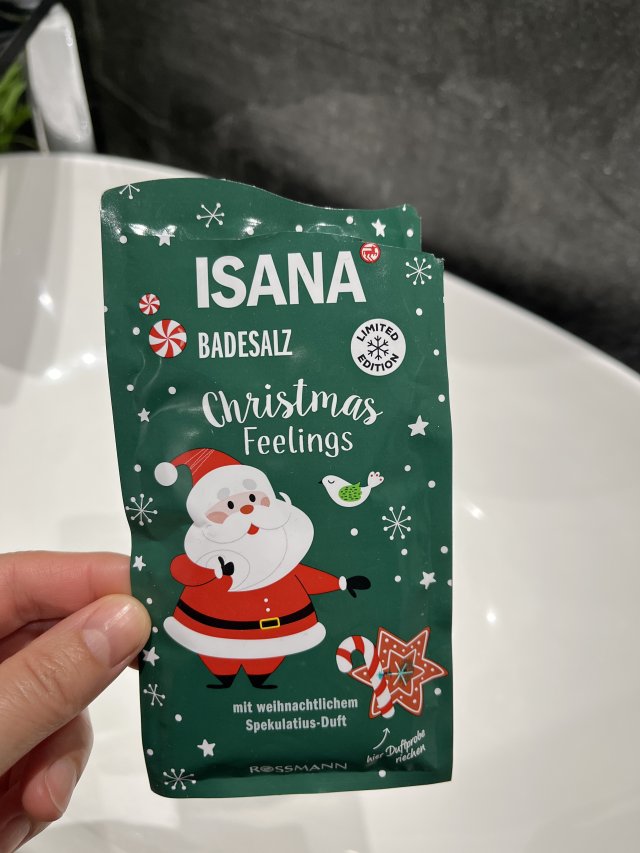 akcja denkowanie! grudzień - kosmetyki w świątecznych opakowaniach i świątecznych kolorach 🎄❄️⛄🎀🎁🎅