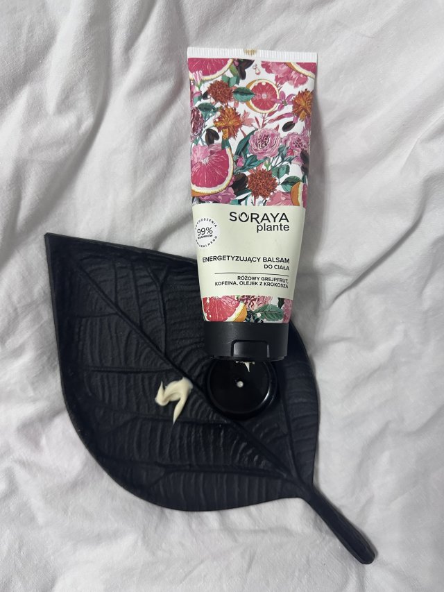 Soraya Plante, Balsam do ciała, Energetyzujący, Różowy grejpfrut, kofeina, olejek z krokosza bardzo przyjemny zapach