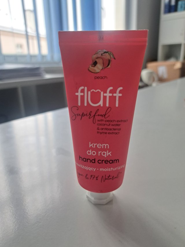 Fluff Superfood, Krem do rąk, Antybakteryjny i nawilżający, Brzoskwinia