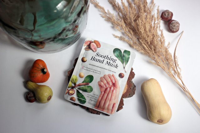 Action Maska na dłonie, Soothing Hand Mask, Shea Butter & Macadamia Oil & Vitamin E