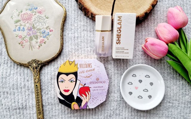Sheglam Rozświetlacz w płynie, Vanilla Frost