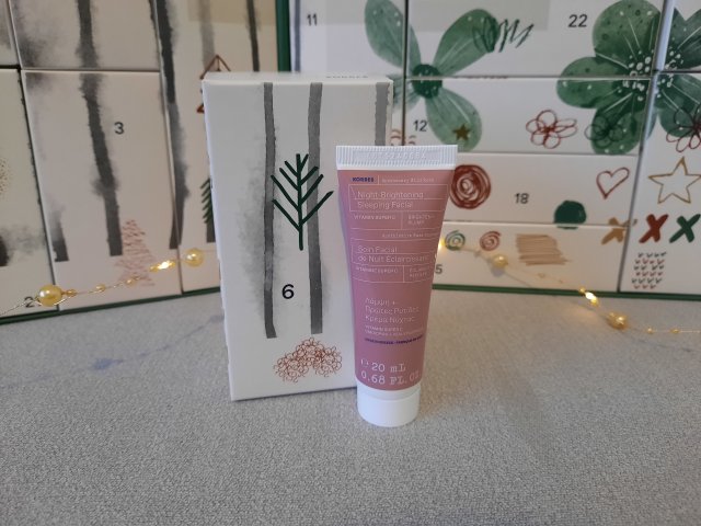 Korres Krem do twarzy, Night-Brightening Sleeping Facial, Na noc, Wielozadaniowy, Z witaminą C, Apothecary Wild Rose