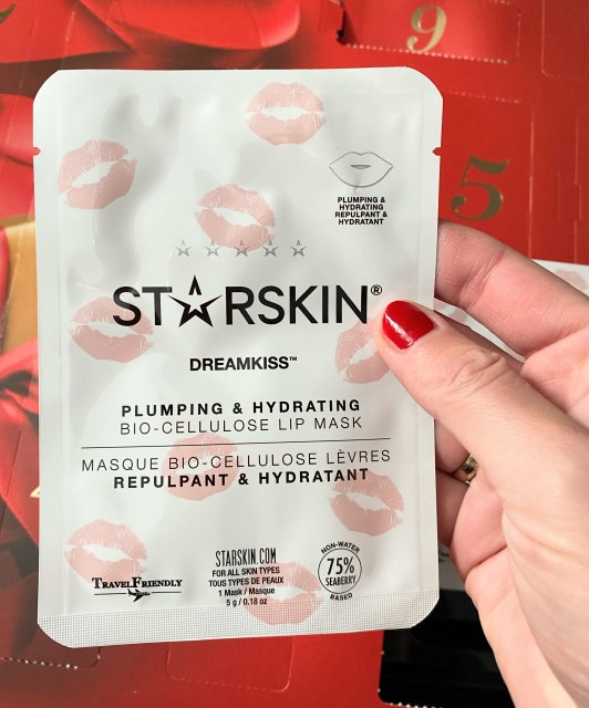 STARSKIN ® DREAMKISS™ Plumping and Hydrating Bio-Cellulose Lip Mask Single