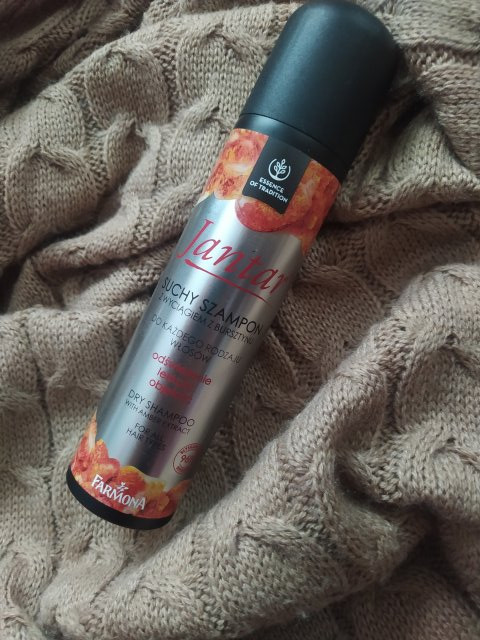 Farmona Jantar, Suchy szampon z wyciągiem z bursztynu