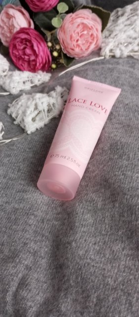 Oriflame Krem do rąk, Lace Love