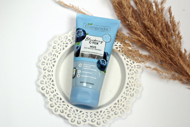 Bielenda Blueberry C-TOX, Mus do mycia twarzy, Nawilżająco-rozświetlający