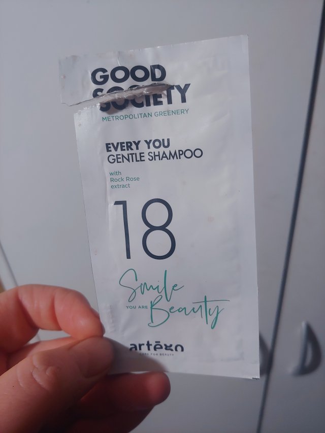 akcja denkowanie! grudzień - kosmetyki w świątecznych opakowaniach i świątecznych kolorach 🎄❄️⛄🎀🎁🎅