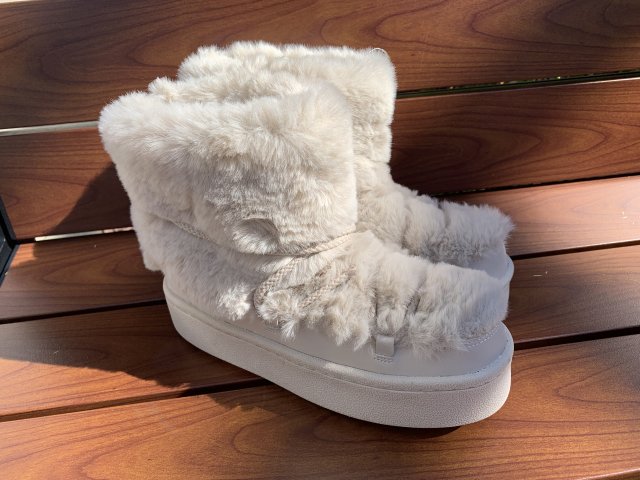 Buty zimowe beżowe 