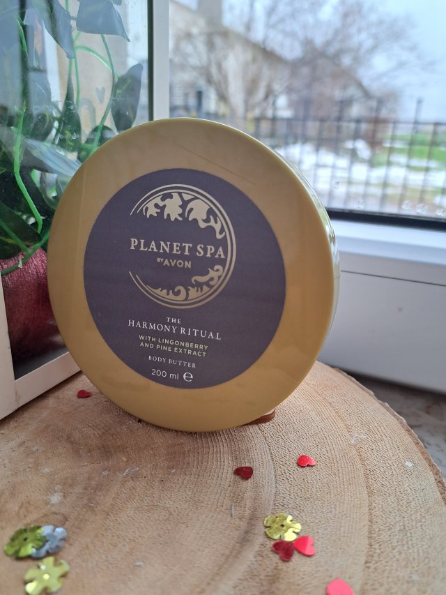 Avon Planet Spa, The Harmony Ritual, Masło do ciała, Lingonberry and Pine Extract