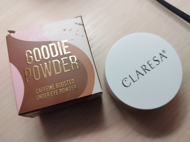Puder pod oczy Claresa