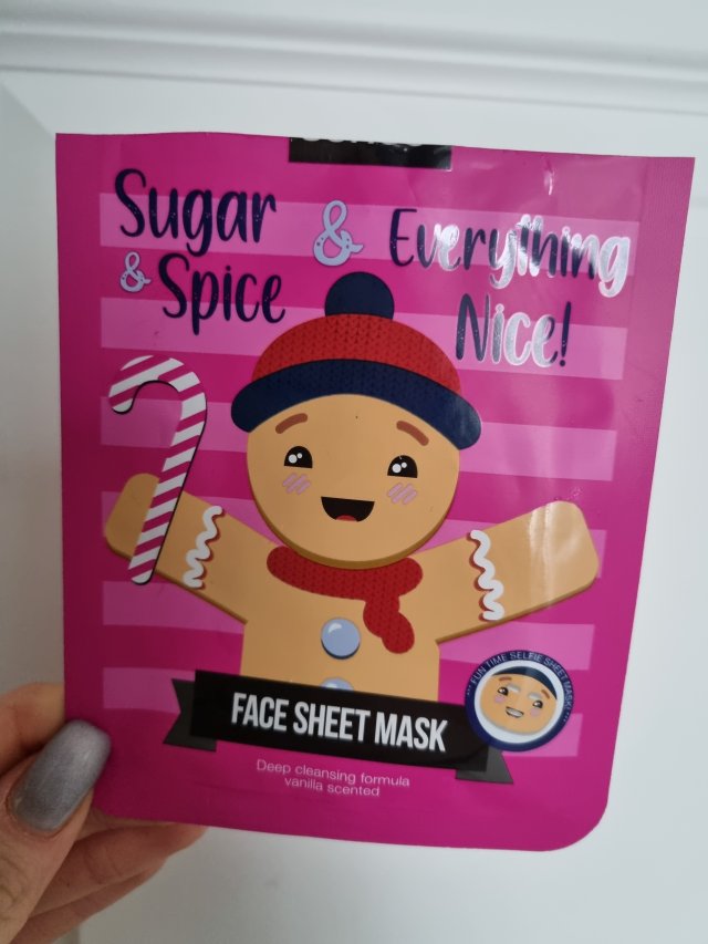 akcja denkowanie! grudzień - kosmetyki w świątecznych opakowaniach i świątecznych kolorach 🎄❄️⛄🎀🎁🎅