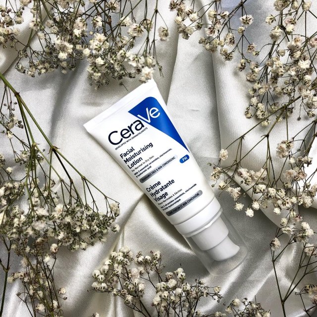 CeraVe Krem do twarzy, Nawilżający, Dla skóry normalnej i suchej